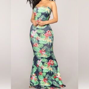 Strapless Fashion Nova Tropical Leaf print Dress